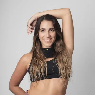 Romi Derteano profile