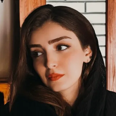 رومینا معینزاده profile