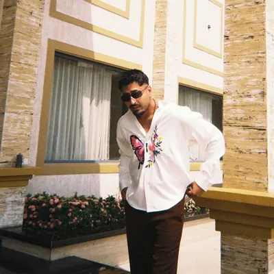 Ronak Chauhan profile