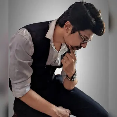 Roni Bhattacharjee ๐๏ธ profile