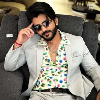 Ronitt Roy profile