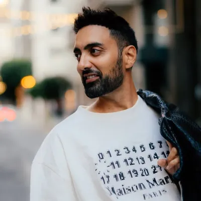 Ronnie Singh profile