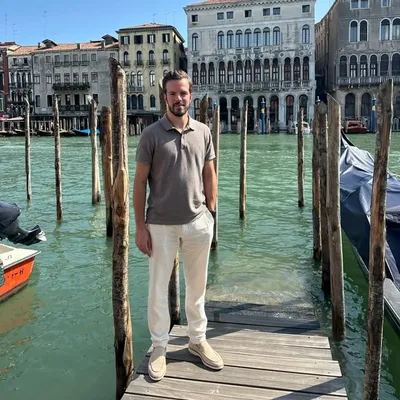 Patrick Van Roode profile