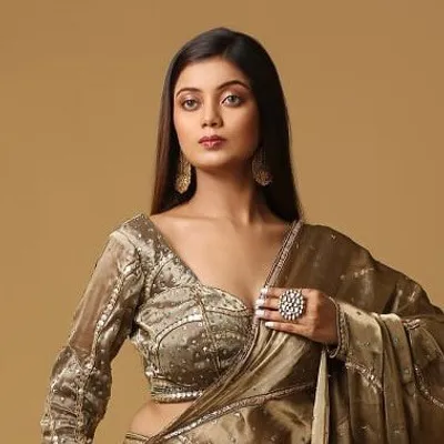 Rooli Rani profile