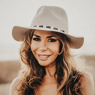 Rosa Garrido profile