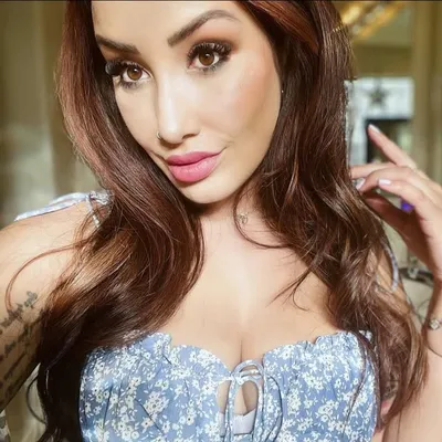 Rosanna Nicole Rocha profile
