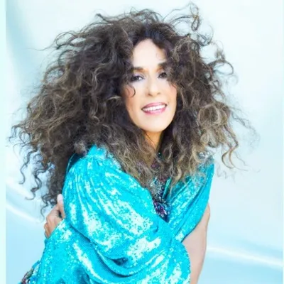 Rosario Flores profile