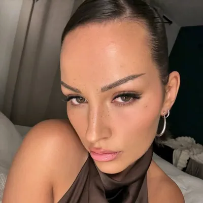 Rosalie profile