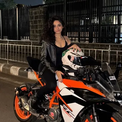 Rishika🌹 profile