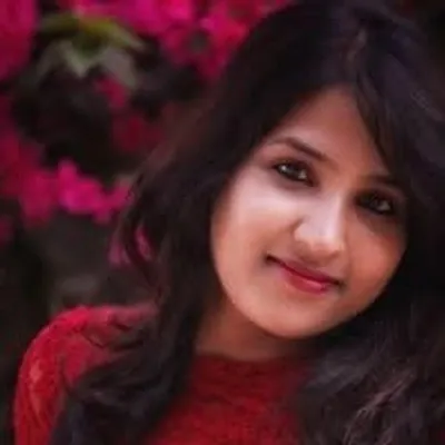 Roshni Chandu profile