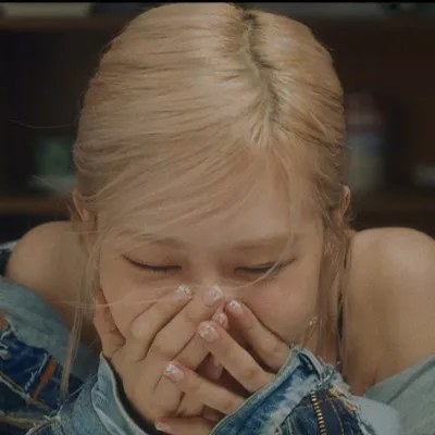 OVERDOSED for ROSÉ 🌹 profile