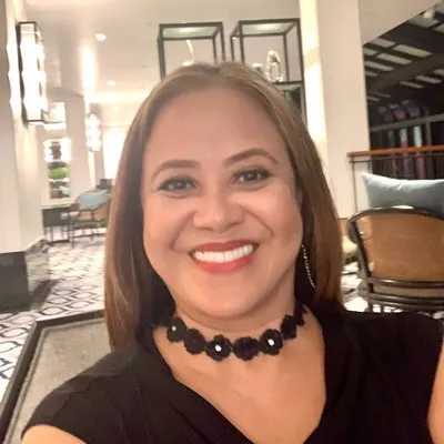 Rosette Ramos Pasetes profile