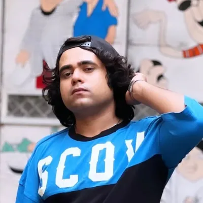 Roshan Kapoor profile