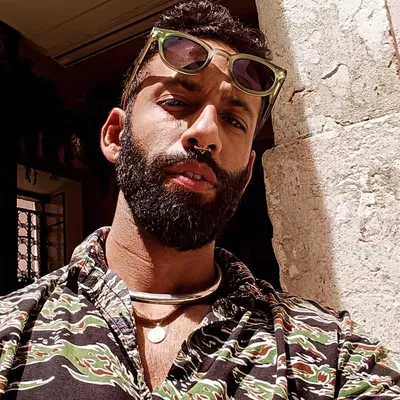 Roshmin profile
