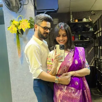 Roshni beauty parlour profile