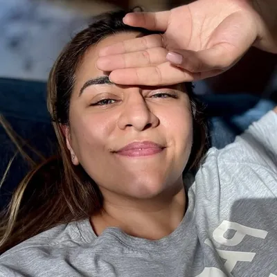 Roshni Hemdev ✨ profile