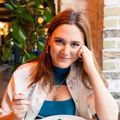 Rosie Mackean profile