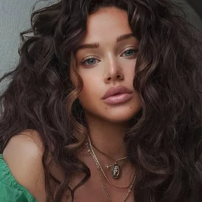 Rosie Mac profile