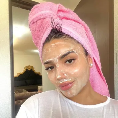 Roslyn de Leon profile