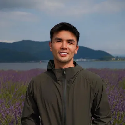 Rowen 鎛丞 profile