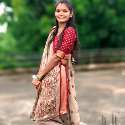 komal thakor profile