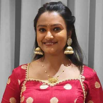 Swathi27_official