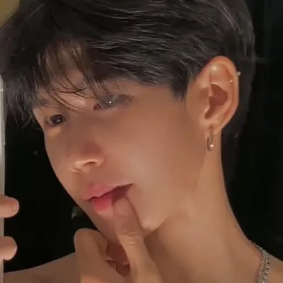 พราว profile
