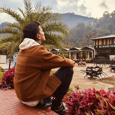 Rrahul Savla profile