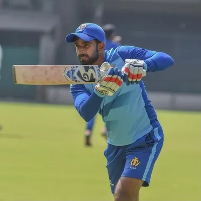 R Samarth