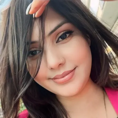 RUBY KHAN ๐งธ๐ profile