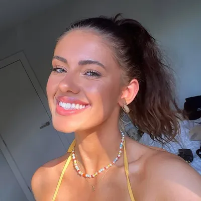 Ruby Mills profile