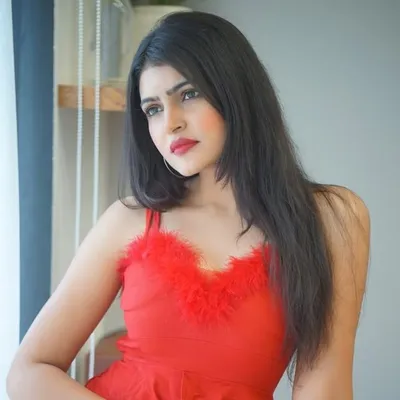 Ruchi Tiwari profile