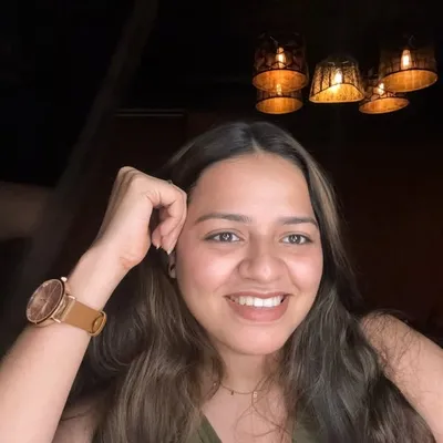 Ruchika jain | Makeup | hairstyle | styling profile