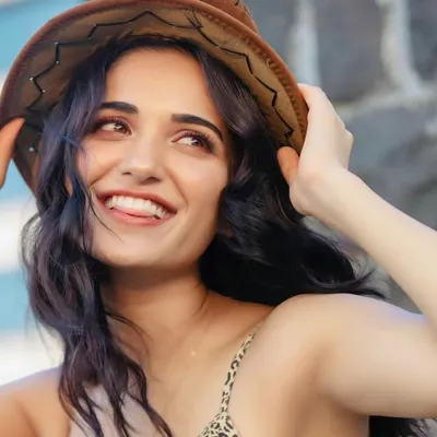 RUHANI FAN PAGE profile