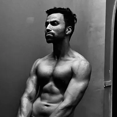 Ruhan Mahajan profile