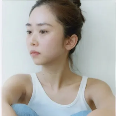 瑠衣 / r u i profile