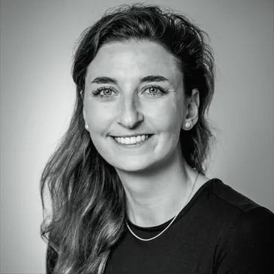 Christina Hering profile