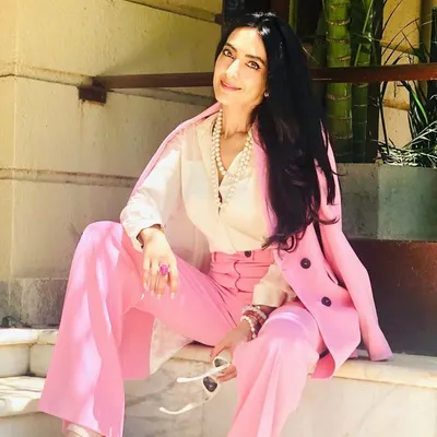 Rupika Chopra profile