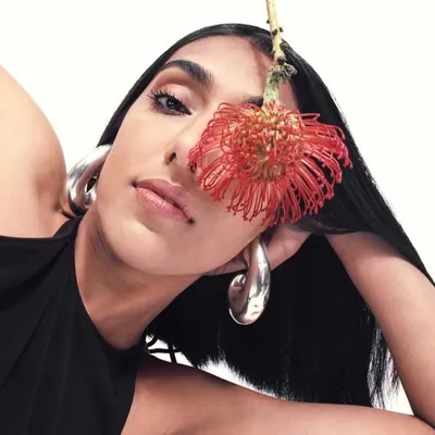 rupi kaur profile