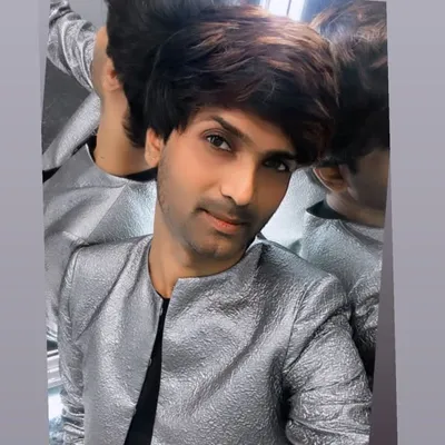 Rushi make-up Artist profile
