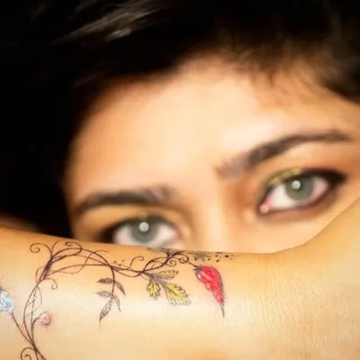 Rushina Munshaw Ghildiyal profile