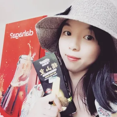 Jenny Chow profile