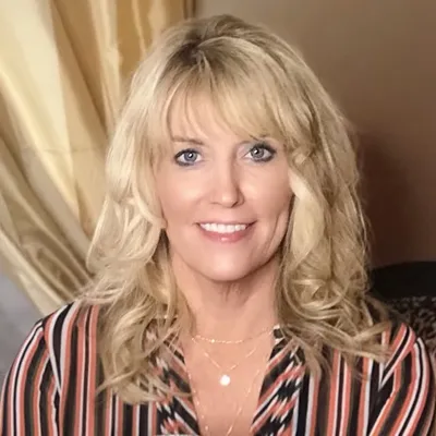 Ruth Hochberg profile