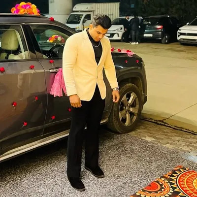 RiTik Saxena™️ profile