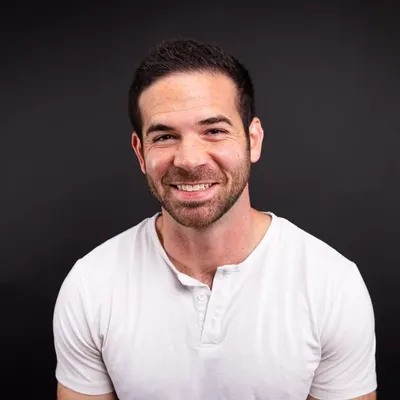 Ryan Daniel Moran profile