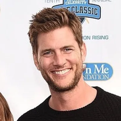 Ryan McPartlin profile