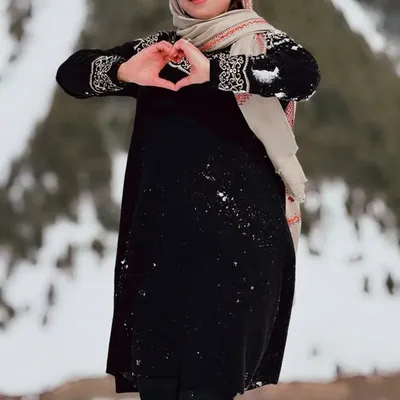 RyhAna Farooq profile