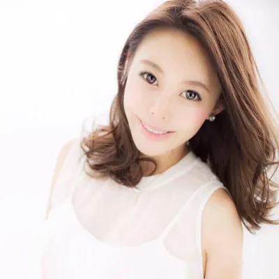百瀬 諒子 profile