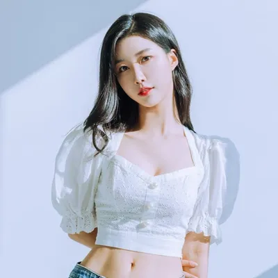 류현주 柳炫朱 HYEONCHU 💋 profile