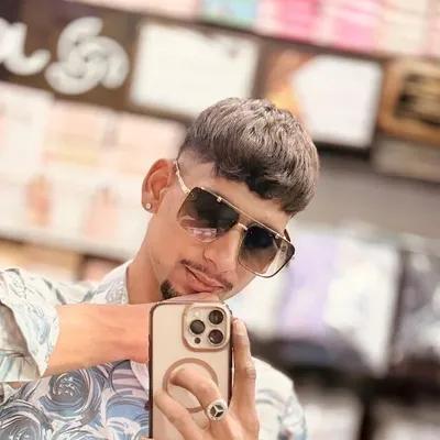 سورج 🤍 profile